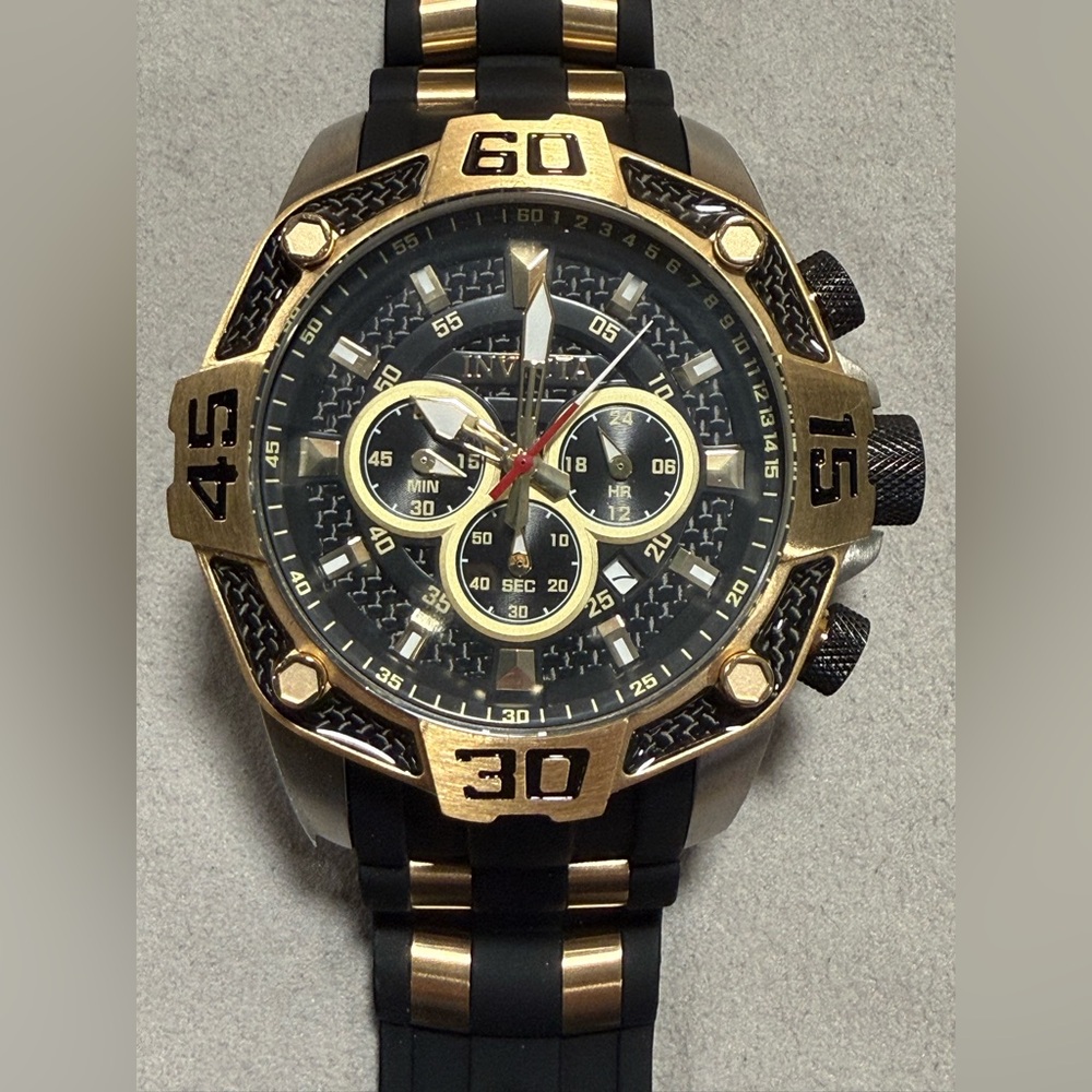 Invicta Invincible in Detail Men’s Watch